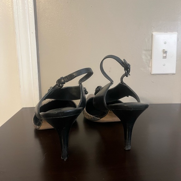 Elegant Coach Black and Gray Women's Shoes - Picture 5 of 9